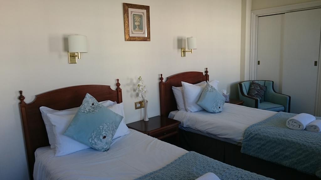 Bed and Breakfast 17 Wilmington Square Eastbourne Zewnętrze zdjęcie